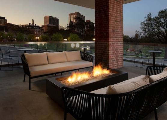 Residence Inn by Marriott St Louis Clayton 1