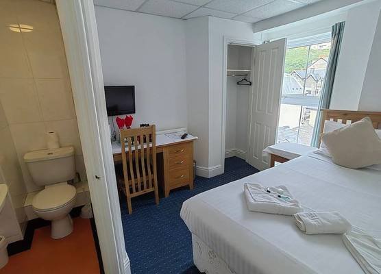 Cardigan Bay Guest House 1