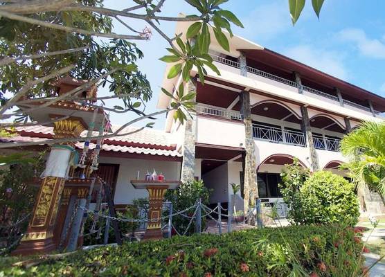 Lotus Friendly Hotel 1