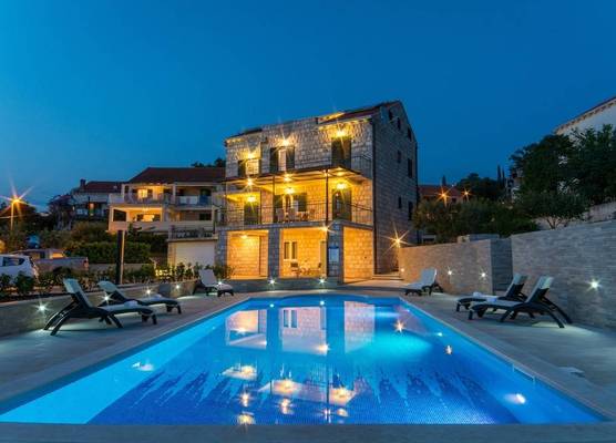 Apartments Sutalo 1