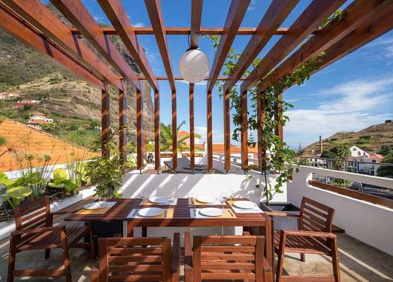 In the Village - Madeira Surf Camp I 1
