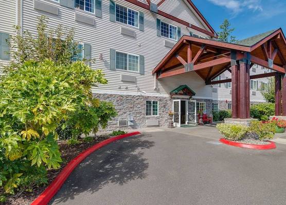 FairBridge Inn & Suites DuPont 1
