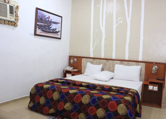 NatureMark Gallery and Guest House 1