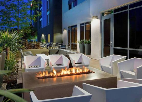 SpringHill Suites by Marriott San Diego Mission Valley 1
