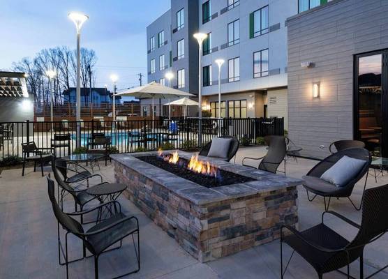 Courtyard Charlotte Steele Creek 1