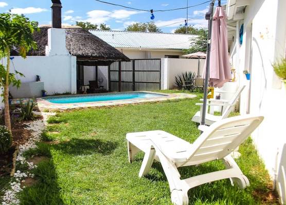 Kate's Nest Guesthouse & Backpackers 1