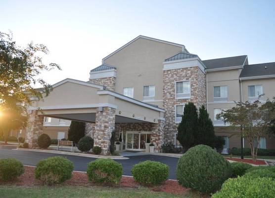 Holiday Inn Express WILLIAMSTON by IHG 1