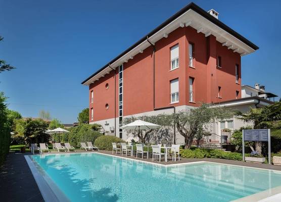 Vialeromadodici Rooms & Apartments 1