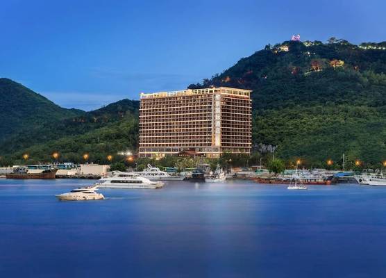 Grand Metropark Bay Hotel Sanya 1