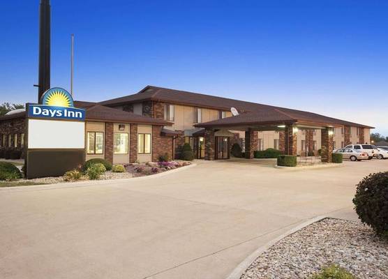 Days Inn by Wyndham Oglesby/ Starved Rock 1