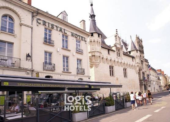 Logis Hôtel Restaurant Cristal 1
