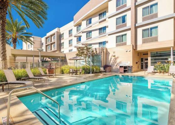 Courtyard by Marriott Santa Ana Orange County 1