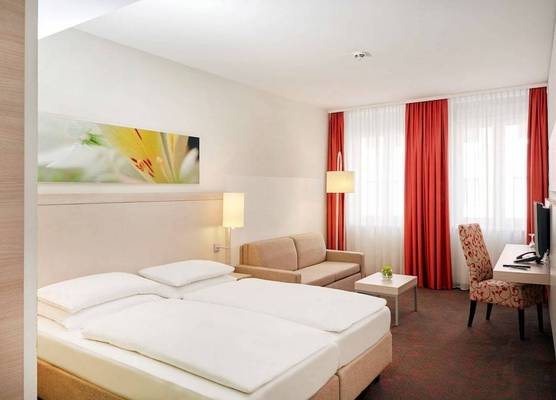 H+ Hotel München 1