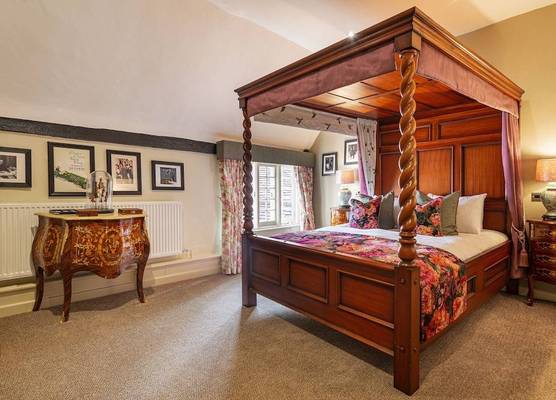 The George Hotel, Dorchester-on-Thames, Oxfordshire - The Coaching Inn Group 1