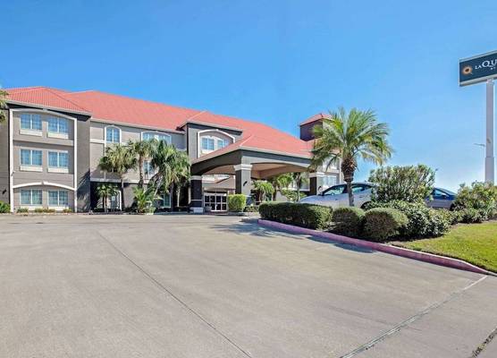 La Quinta by Wyndham Corpus Christi Airport 1