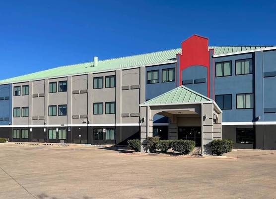 Quality Suites Abilene Mall Area 1