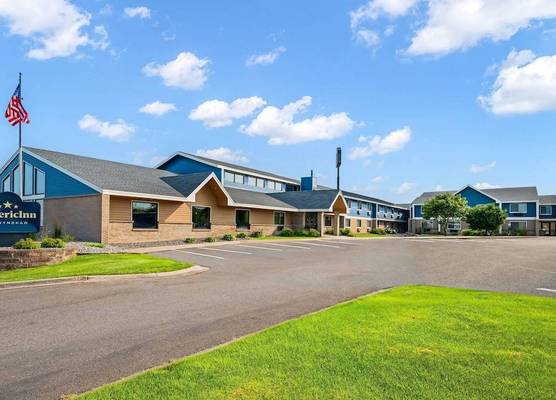 AmericInn by Wyndham Sauk Centre 1
