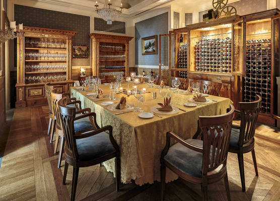 Mandarin Oriental Cristallo, Cortina 1