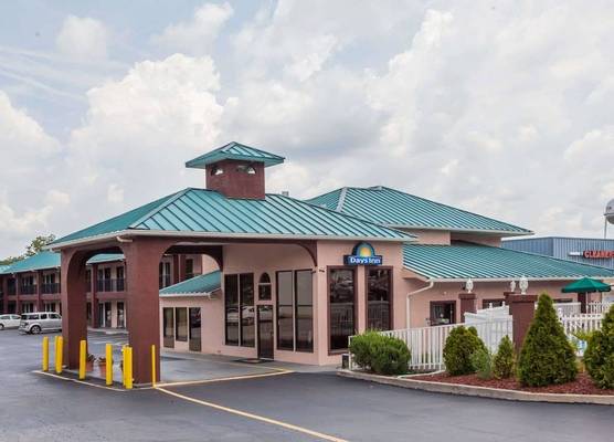 Days Inn by Wyndham Jackson 1