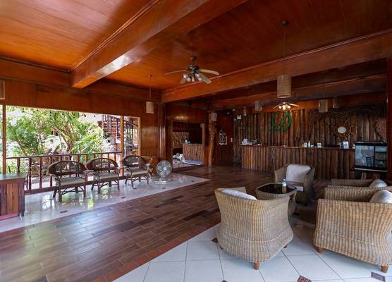 Deeden Pattaya Resort 1
