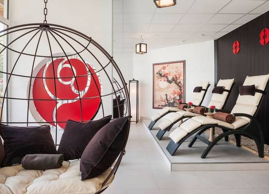 Wellness- und Gartenhotel Heusser 1