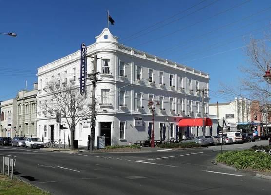 Middle Park Hotel 1