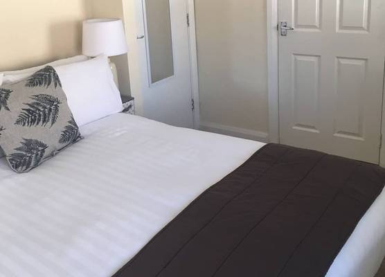 Bishop Gate B&B 1