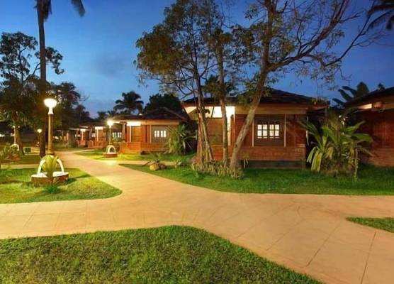 Cherai Beach Resorts 1