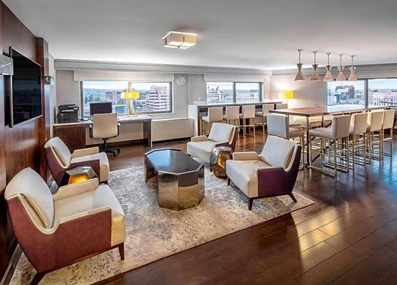 Sheraton Syracuse University Hotel And Conference Center 1
