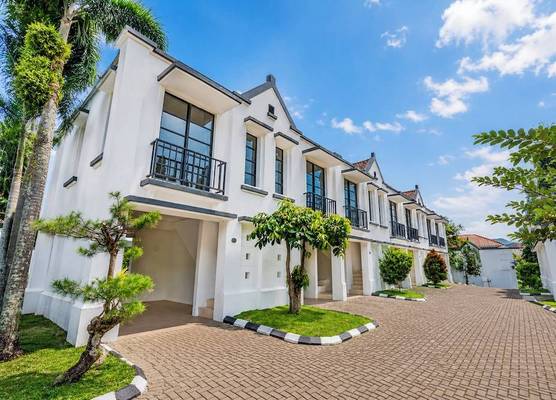 Townhouse Oak Casa D'Ladera Bandung 1
