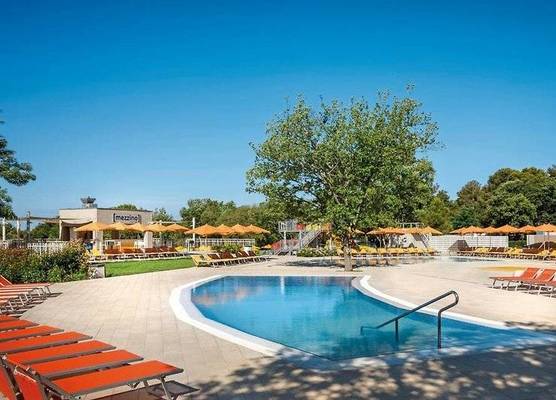 Lanterna Premium Camping Resort by Happy Camp 1
