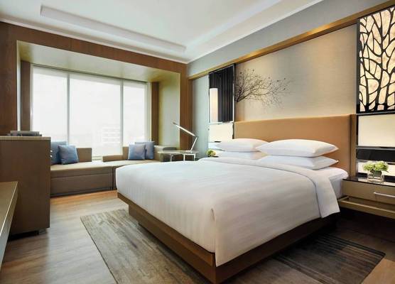 Courtyard by Marriott Bandung Dago 1