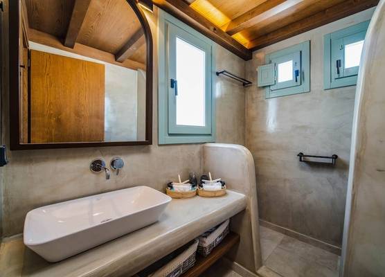 Villa Katerina -3 Villas&Private Jacuzzi 1