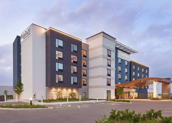 Fairfield by Marriott Inn & Suites Orillia 1