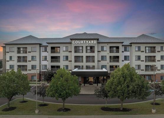 Courtyard by Marriott Dayton Beavercreek 1