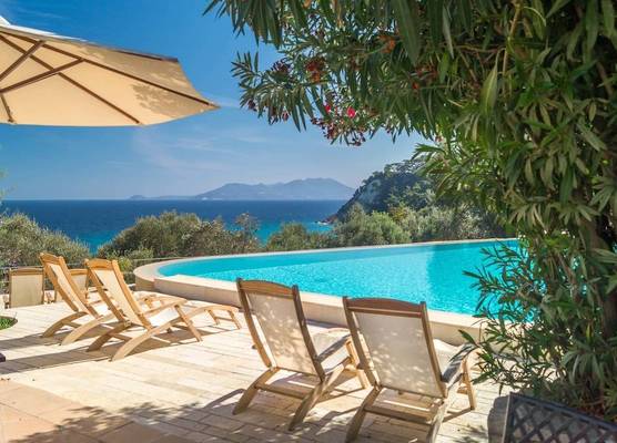 Armonia Bay Hotel 1