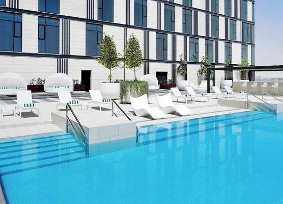 Holiday Inn DUBAI AL-MAKTOUM AIRPORT by IHG 1