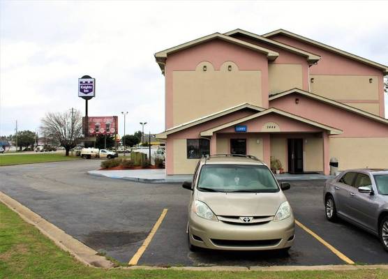 Knights Inn Albany 1