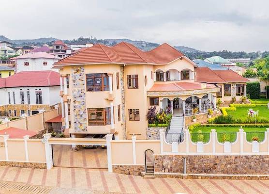 Mountain's View Hotel 1