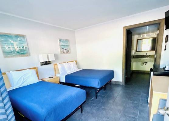 Silver Sands Hotel & Resort 1