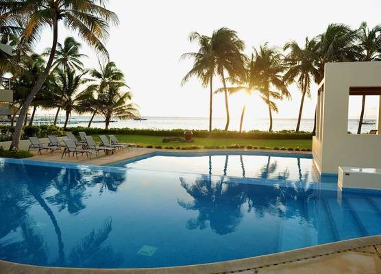The Phoenix Resort 1