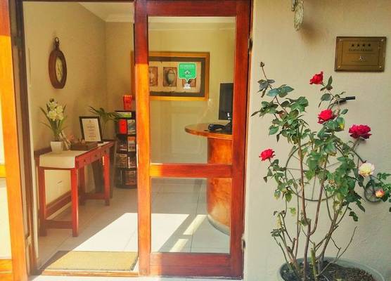 Dunton Guest House 1
