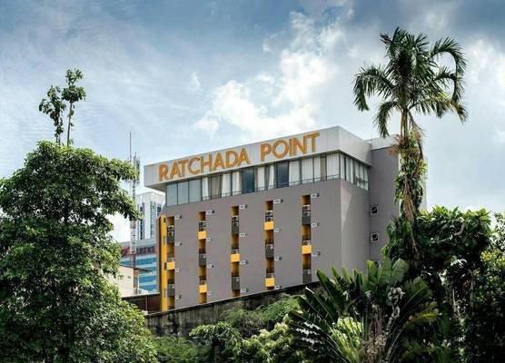 Ratchada Point Hotel 1