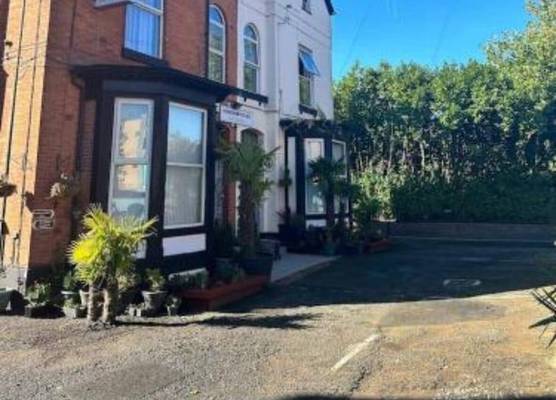 Hendham House - Near Etihad Stadium, CoOp Live Arena, AO Arena, Piccadilly Train Station & Manchester City Centre 1