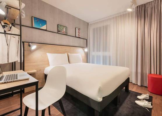 ibis Acheres St Germain en Laye 1