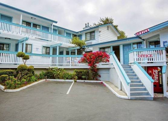 Arbor Inn Monterey 1