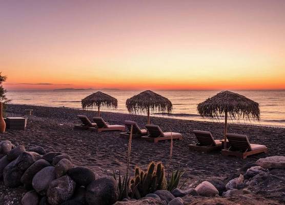 Beach Houses Santorini 1