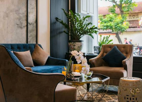 Golden Rooster Hotel 1