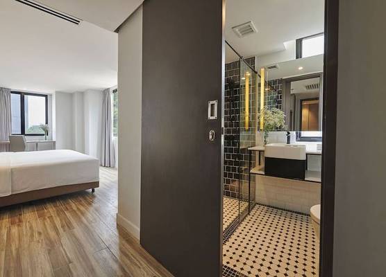 J-Hotel by Dorsett 1