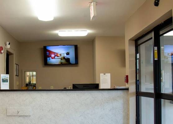 BrentwoodInn&suites 1